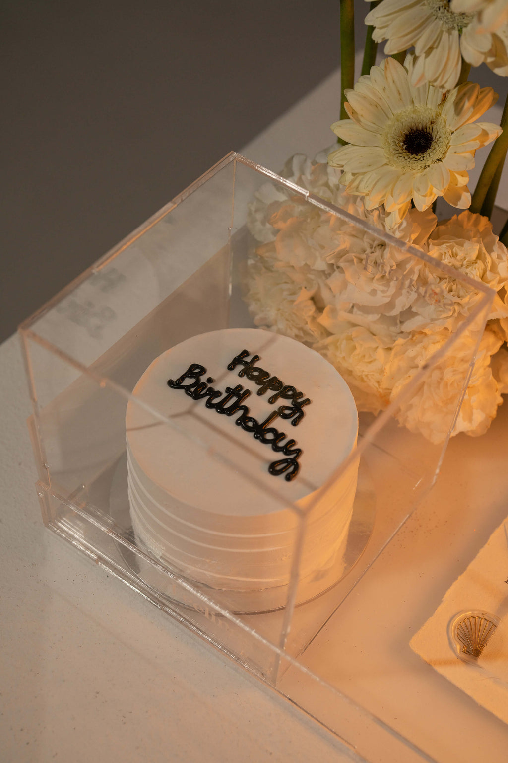 White Theme Candle Arrangement
