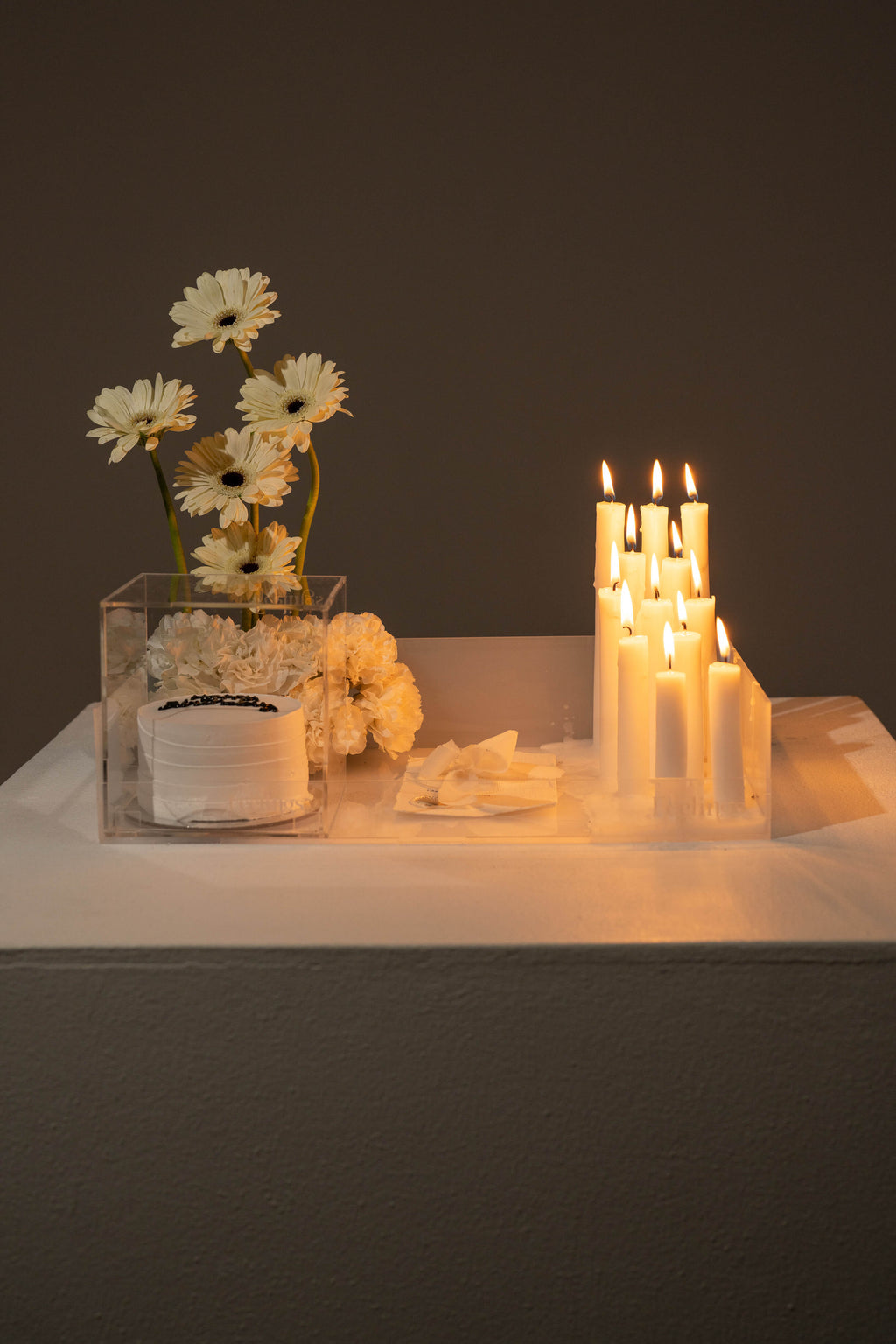 White Theme Candle Arrangement
