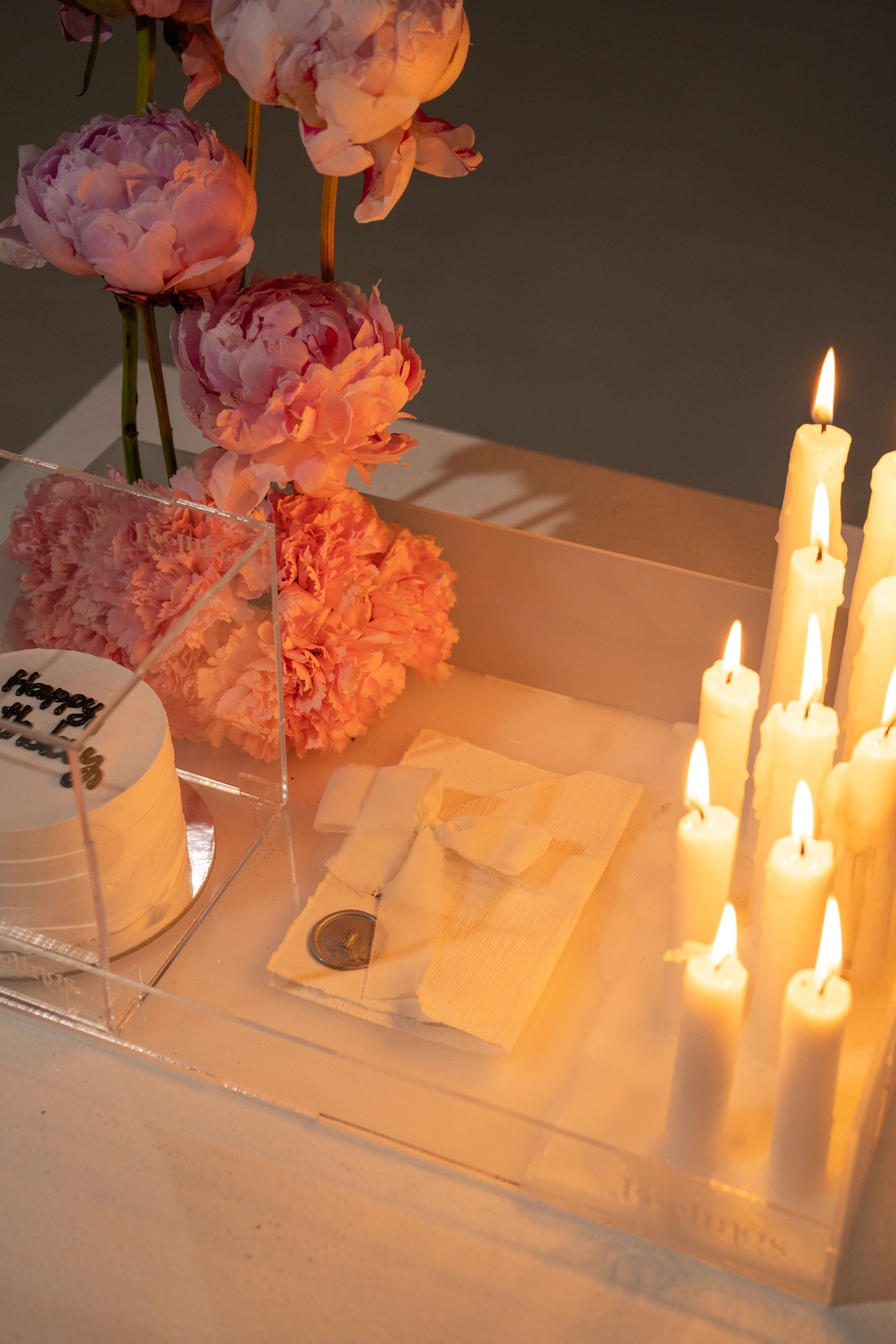 White & Peony Candle Arrangement
